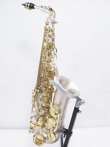 国産高評価バリトンサックス　セルマーシリーズ3 ネック 管楽器・吹奏楽器